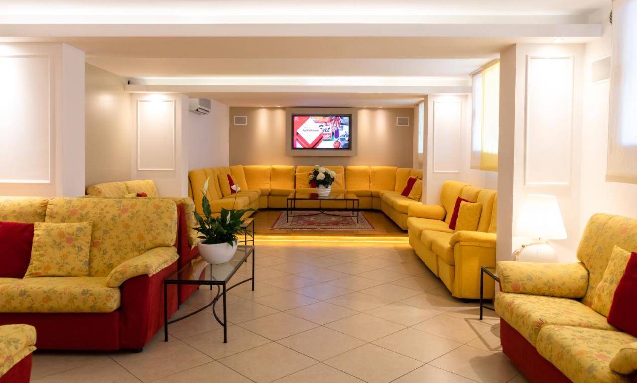 Hotel Imperia Lido di Jesolo Ngoại thất bức ảnh