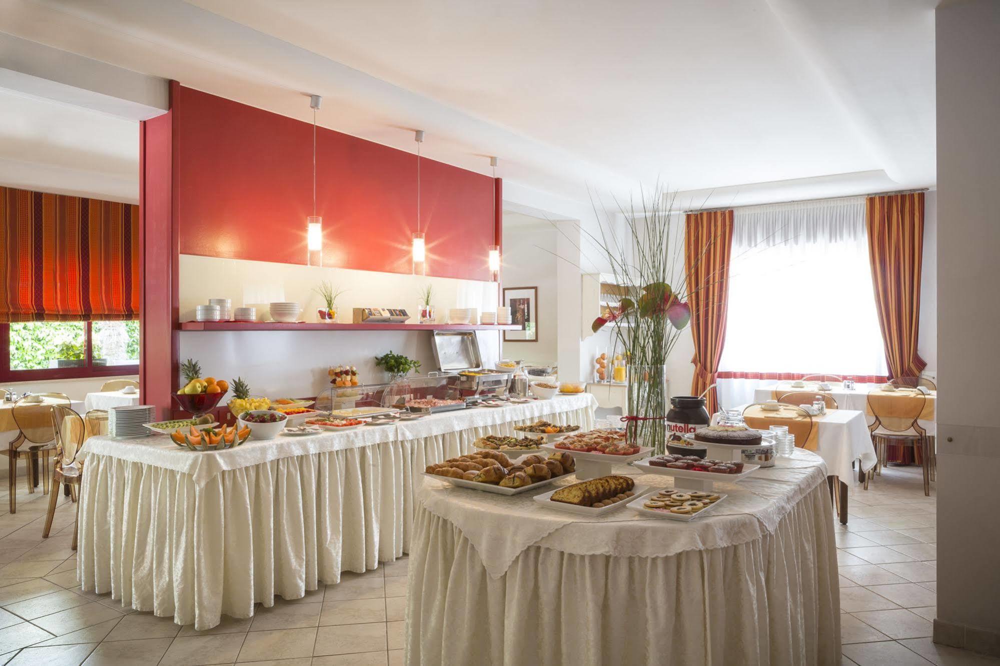 Hotel Imperia Lido di Jesolo Ngoại thất bức ảnh