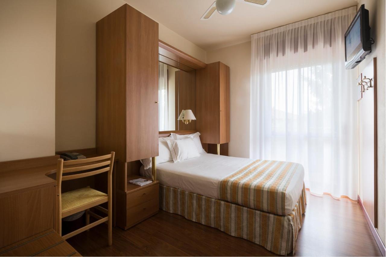 Hotel Imperia Lido di Jesolo Ngoại thất bức ảnh